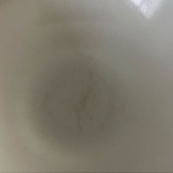 Mid century Pyrex milk glass vintage gold butterfly pattern 2.5 quart bowl - Picture 10 of 10